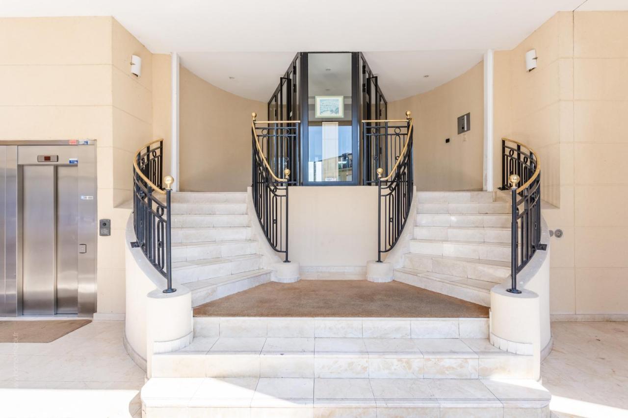 La Fontaine - Fairytale Factory Apartment เชสซี ภายนอก รูปภาพ